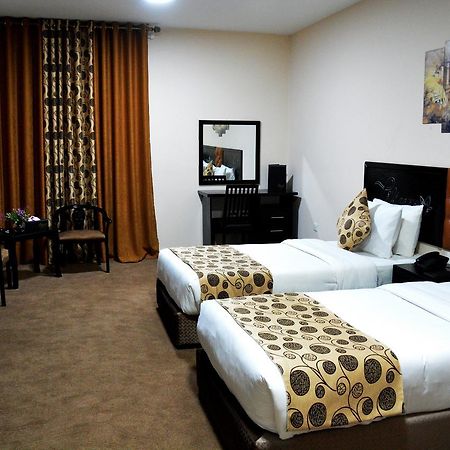 Lilium Hotel Safut Bagian luar foto