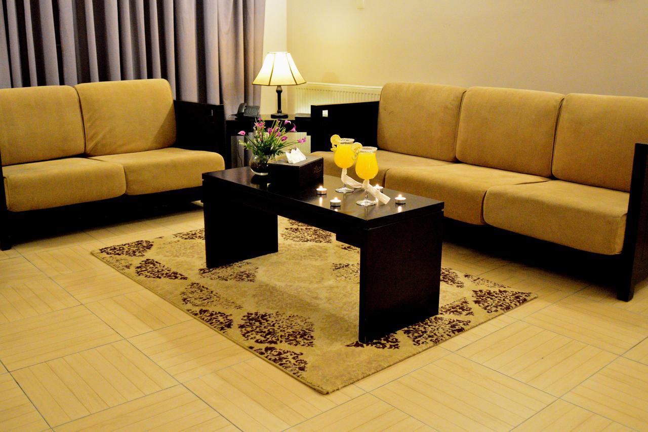 Lilium Hotel Safut Bagian luar foto