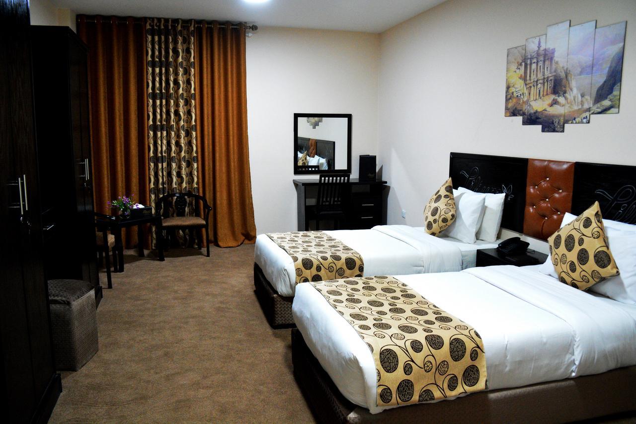 Lilium Hotel Safut Bagian luar foto